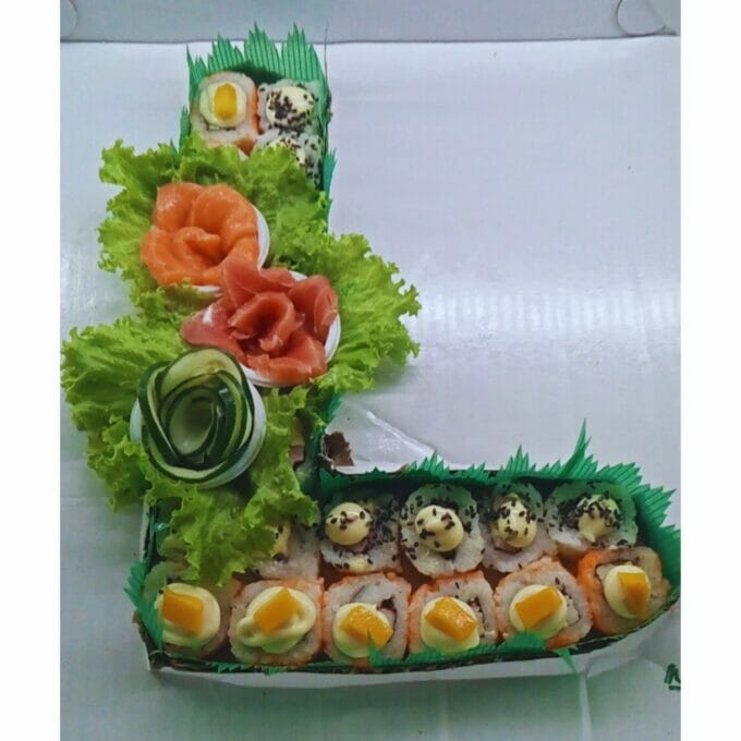 Sushi Cake L