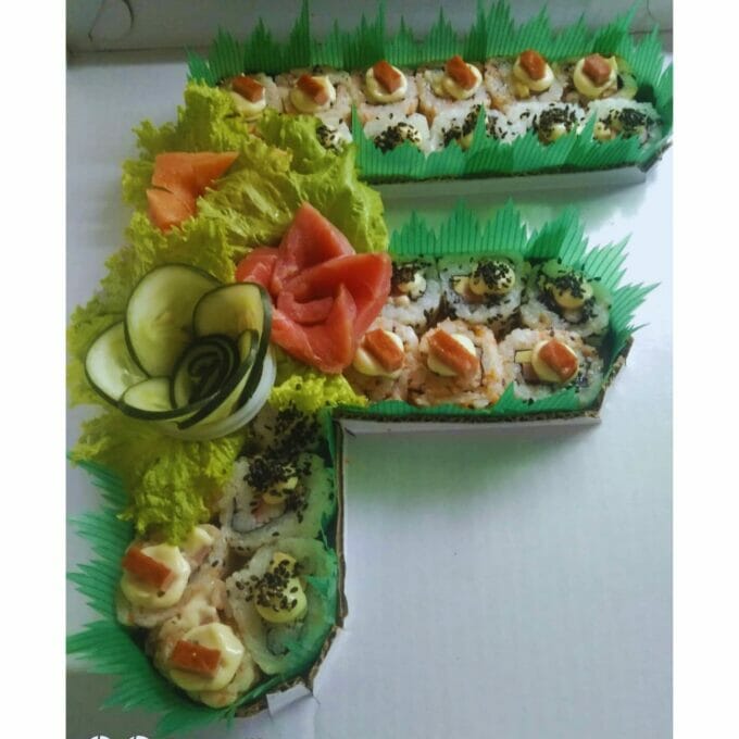 Sushi Cake F